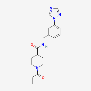 molecular formula C18H21N5O2 B2741361 1-Prop-2-enoyl-N-[[3-(1,2,4-triazol-1-yl)phenyl]methyl]piperidine-4-carboxamide CAS No. 2361877-42-9