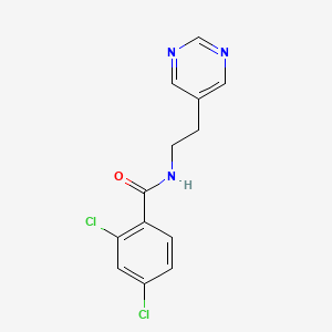 molecular formula C13H11Cl2N3O B2741510 2,4-二氯-N-(2-(嘧啶-5-基)乙基)苯甲酰胺 CAS No. 2034342-60-2