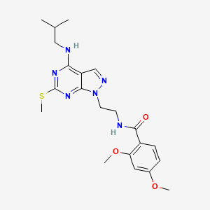 molecular formula C21H28N6O3S B2742346 N-(2-(4-(异丁基氨基)-6-(甲硫基)-1H-吡唑并[3,4-d]嘧啶-1-基)乙基)-2,4-二甲氧基苯甲酰胺 CAS No. 941948-24-9