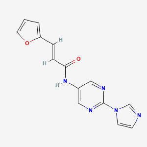 molecular formula C14H11N5O2 B2742538 (E)-N-(2-(1H-咪唑-1-基)嘧啶-5-基)-3-(呋喃-2-基)丙烯酰胺 CAS No. 1421586-69-7