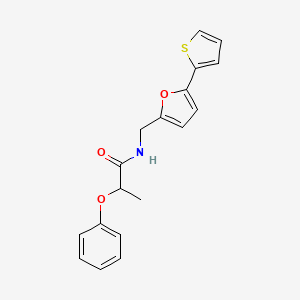 molecular formula C18H17NO3S B2743992 2-phenoxy-N-((5-(thiophen-2-yl)furan-2-yl)methyl)propanamide CAS No. 2034403-75-1