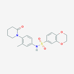 molecular formula C20H22N2O5S B2744762 N-[3-甲基-4-(2-氧代哌啶-1-基)苯基]-2,3-二氢-1,4-苯并二氧杂环己烷-6-磺酰胺 CAS No. 941873-74-1
