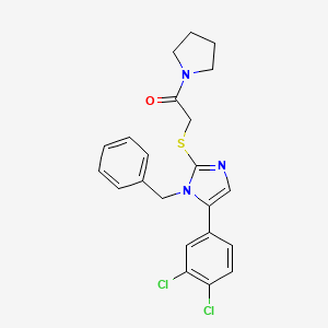 molecular formula C22H21Cl2N3OS B2746295 2-((1-benzyl-5-(3,4-dichlorophenyl)-1H-imidazol-2-yl)thio)-1-(pyrrolidin-1-yl)ethanone CAS No. 1207056-60-7