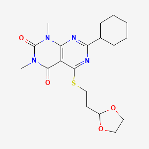 molecular formula C19H26N4O4S B2746401 7-Cyclohexyl-5-[2-(1,3-dioxolan-2-yl)ethylsulfanyl]-1,3-dimethylpyrimido[4,5-d]pyrimidine-2,4-dione CAS No. 893912-91-9