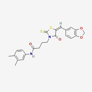 molecular formula C23H22N2O4S2 B2746499 (E)-4-(5-(benzo[d][1,3]dioxol-5-ylmethylene)-4-oxo-2-thioxothiazolidin-3-yl)-N-(3,4-dimethylphenyl)butanamide CAS No. 300674-87-7