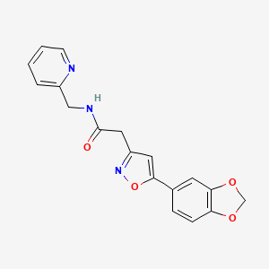 molecular formula C18H15N3O4 B2747280 2-(5-(benzo[d][1,3]dioxol-5-yl)isoxazol-3-yl)-N-(pyridin-2-ylmethyl)acetamide CAS No. 1172517-25-7