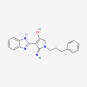 molecular formula C20H20N4O B2748356 5-amino-4-(1H-benzo[d]imidazol-2-yl)-1-(3-phenylpropyl)-1H-pyrrol-3(2H)-one CAS No. 885190-25-0