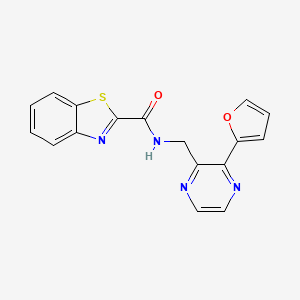 molecular formula C17H12N4O2S B2749264 N-((3-(呋喃-2-基)吡嗪-2-基)甲基)苯并[d]噻唑-2-甲酰胺 CAS No. 2034369-95-2