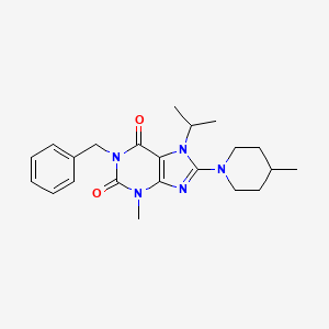 molecular formula C22H29N5O2 B2749626 1-benzyl-7-isopropyl-3-methyl-8-(4-methylpiperidin-1-yl)-1H-purine-2,6(3H,7H)-dione CAS No. 1105245-62-2