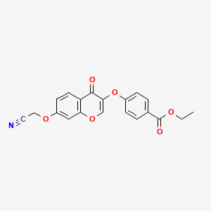 molecular formula C20H15NO6 B2749994 乙酸-4-[7-(氰甲氧基)-4-氧代-吡喃-3-基]氧基苯甲酸酯 CAS No. 637751-45-2