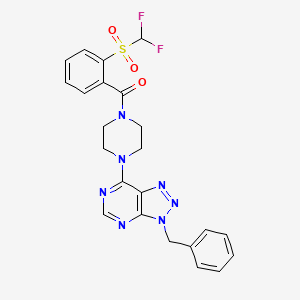 (4-(3-benzyl-3H-[1,2,3]triazolo[4,5-d]pyrimidin-7-yl)piperazin-1-yl)(2-((difluoromethyl)sulfonyl)phenyl)methanone