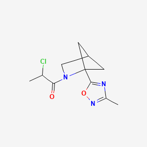 molecular formula C11H14ClN3O2 B2752514 2-Chloro-1-[1-(3-methyl-1,2,4-oxadiazol-5-yl)-2-azabicyclo[2.1.1]hexan-2-yl]propan-1-one CAS No. 2411269-18-4