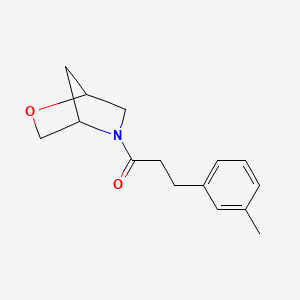 molecular formula C15H19NO2 B2752729 1-(2-氧杂-5-氮杂双环[2.2.1]庚烷-5-基)-3-(间甲苯基)丙酮 CAS No. 2034558-63-7