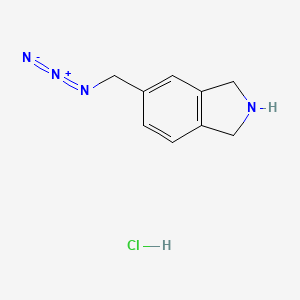 molecular formula C9H11ClN4 B2753403 5-(叠氮甲基)-2,3-二氢-1H-异喹啉；盐酸盐 CAS No. 2445790-30-5