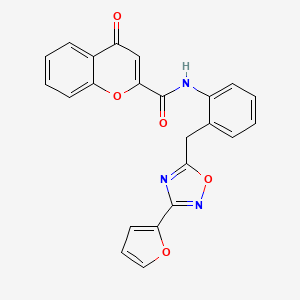 molecular formula C23H15N3O5 B2753581 N-(2-((3-(呋喃-2-基)-1,2,4-噁二唑-5-基)甲亚甲基)苯基)-4-酮-4H-香豆素-2-羧酰胺 CAS No. 1797267-76-5