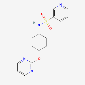 molecular formula C15H18N4O3S B2755906 N-((1r,4r)-4-(pyrimidin-2-yloxy)cyclohexyl)pyridine-3-sulfonamide CAS No. 2034400-92-3