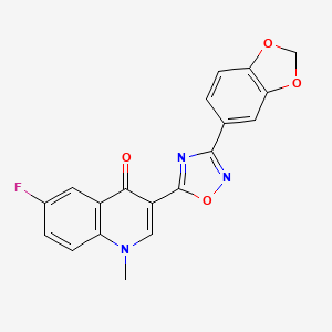 molecular formula C19H12FN3O4 B2756110 3-(3-(benzo[d][1,3]dioxol-5-yl)-1,2,4-oxadiazol-5-yl)-6-fluoro-1-methylquinolin-4(1H)-one CAS No. 1358070-12-8