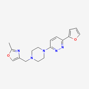 molecular formula C17H19N5O2 B2756565 4-[[4-[6-(Furan-2-yl)pyridazin-3-yl]piperazin-1-yl]methyl]-2-methyl-1,3-oxazole CAS No. 2415516-96-8