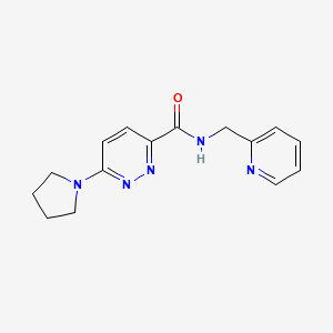 molecular formula C15H17N5O B2757564 N-(吡啶-2-基甲基)-6-(吡咯啉-1-基)吡啶并[1,2,4]嘧啶-3-基甲酰胺 CAS No. 1396674-84-2
