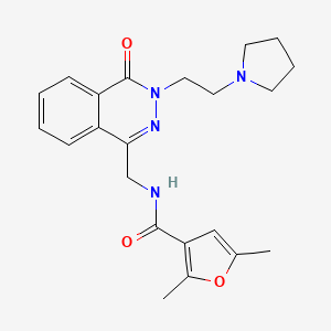 molecular formula C22H26N4O3 B2757944 2,5-dimethyl-N-((4-oxo-3-(2-(pyrrolidin-1-yl)ethyl)-3,4-dihydrophthalazin-1-yl)methyl)furan-3-carboxamide CAS No. 1448125-76-5