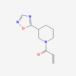 1-[3-(1,2,4-Oxadiazol-5-yl)piperidin-1-yl]prop-2-en-1-one