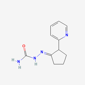 molecular formula C11H14N4O B2760961 (E)-2-(2-(pyridin-2-yl)cyclopentylidene)hydrazinecarboxamide CAS No. 380386-35-6