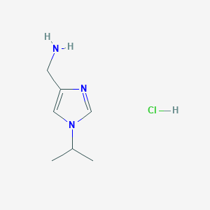 molecular formula C7H14ClN3 B2762605 (1-异丙基-1H-咪唑-4-基)甲胺 盐酸盐 CAS No. 2197062-82-9