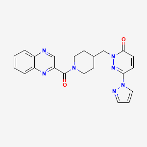 molecular formula C22H21N7O2 B2763478 6-(1H-吡唑-1-基)-2-{[1-(喹喑-2-甲酰)哌啶-4-基]甲基}-2,3-二氢吡啶并[3H]-酮 CAS No. 2097926-21-9
