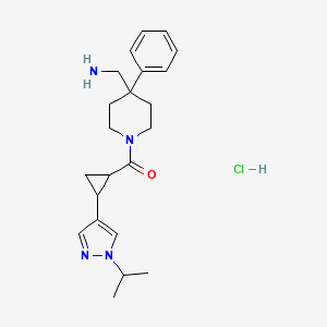 [4-(Aminomethyl)-4-phenylpiperidin-1-yl]-[2-(1-propan-2-ylpyrazol-4-yl)cyclopropyl]methanone;hydrochloride