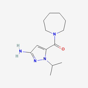 molecular formula C13H22N4O B2764493 5-(Azepan-1-ylcarbonyl)-1-isopropyl-1H-pyrazol-3-amine CAS No. 1894614-82-4