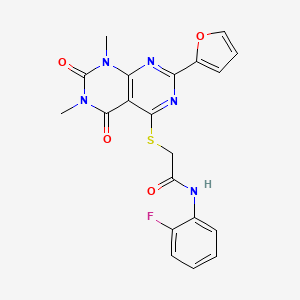 molecular formula C20H16FN5O4S B2765364 N-(2-fluorophenyl)-2-((2-(furan-2-yl)-6,8-dimethyl-5,7-dioxo-5,6,7,8-tetrahydropyrimido[4,5-d]pyrimidin-4-yl)thio)acetamide CAS No. 847190-92-5