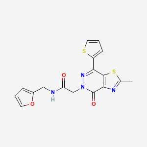 molecular formula C17H14N4O3S2 B2765655 N-(furan-2-ylmethyl)-2-(2-methyl-4-oxo-7-(thiophen-2-yl)thiazolo[4,5-d]pyridazin-5(4H)-yl)acetamide CAS No. 942004-60-6