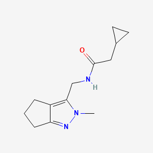 molecular formula C13H19N3O B2766158 2-cyclopropyl-N-((2-methyl-2,4,5,6-tetrahydrocyclopenta[c]pyrazol-3-yl)methyl)acetamide CAS No. 2034289-64-8