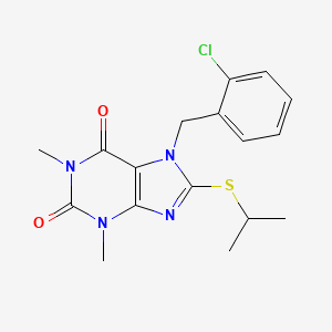 molecular formula C17H19ClN4O2S B2767225 7-[(2-Chlorophenyl)methyl]-1,3-dimethyl-8-propan-2-ylsulfanylpurine-2,6-dione CAS No. 332905-20-1