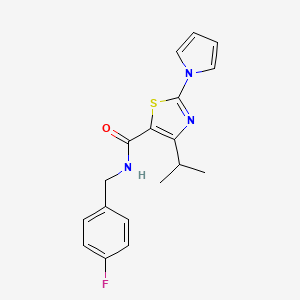 molecular formula C18H18FN3OS B2767941 N-(4-fluorobenzyl)-4-isopropyl-2-(1H-pyrrol-1-yl)-1,3-thiazole-5-carboxamide CAS No. 1251675-14-5