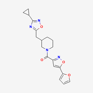 molecular formula C19H20N4O4 B2768007 (3-((3-Cyclopropyl-1,2,4-oxadiazol-5-yl)methyl)piperidin-1-yl)(5-(furan-2-yl)isoxazol-3-yl)methanone CAS No. 1705938-20-0