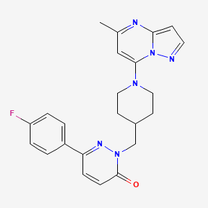 molecular formula C23H23FN6O B2768051 6-(4-Fluorophenyl)-2-[[1-(5-methylpyrazolo[1,5-a]pyrimidin-7-yl)piperidin-4-yl]methyl]pyridazin-3-one CAS No. 2380176-33-8