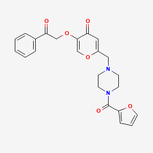 molecular formula C23H22N2O6 B2768092 2-((4-(furan-2-carbonyl)piperazin-1-yl)methyl)-5-(2-oxo-2-phenylethoxy)-4H-pyran-4-one CAS No. 898442-39-2