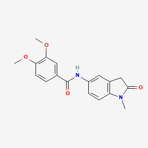 molecular formula C18H18N2O4 B2768329 3,4-二甲氧基-N-(1-甲基-2-氧代吲哚-5-基)苯甲酰胺 CAS No. 921544-12-9
