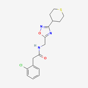 molecular formula C16H18ClN3O2S B2768845 2-(2-chlorophenyl)-N-((3-(tetrahydro-2H-thiopyran-4-yl)-1,2,4-oxadiazol-5-yl)methyl)acetamide CAS No. 2034519-54-3