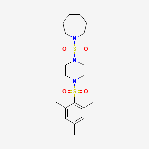 B2769347 1-((4-(Mesitylsulfonyl)piperazin-1-yl)sulfonyl)azepane CAS No. 825607-71-4