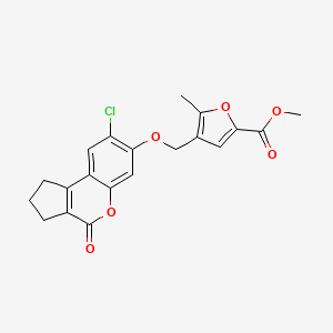 B2769431 methyl 4-[(8-chloro-4-oxo-2,3-dihydro-1H-cyclopenta[c]chromen-7-yl)oxymethyl]-5-methylfuran-2-carboxylate CAS No. 374709-20-3