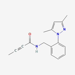 molecular formula C16H17N3O B2771620 N-[[2-(3,5-Dimethylpyrazol-1-yl)phenyl]methyl]but-2-ynamide CAS No. 2411305-95-6
