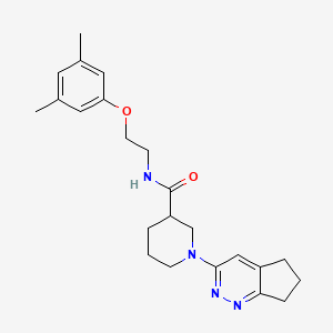molecular formula C23H30N4O2 B2772033 1-{5H,6H,7H-cyclopenta[c]pyridazin-3-yl}-N-[2-(3,5-dimethylphenoxy)ethyl]piperidine-3-carboxamide CAS No. 2097899-89-1