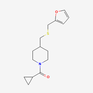 molecular formula C15H21NO2S B2772076 Cyclopropyl(4-(((furan-2-ylmethyl)thio)methyl)piperidin-1-yl)methanone CAS No. 1396872-49-3