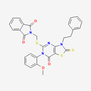 2-(((6-(2-Methoxyphenyl)-7-oxo-3-phenethyl-2-thioxo-2,3,6,7-tetrahydrothiazolo[4,5-d]pyrimidin-5-yl)thio)methyl)isoindoline-1,3-dione