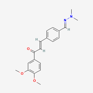 (E)-1-(3,4-dimethoxyphenyl)-3-(4-((E)-(2,2-dimethylhydrazono)methyl)phenyl)prop-2-en-1-one