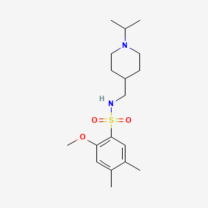 molecular formula C18H30N2O3S B2773010 N-((1-异丙基哌啶-4-基)甲基)-2-甲氧基-4,5-二甲基苯磺酰胺 CAS No. 946383-14-8