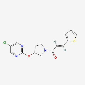 molecular formula C15H14ClN3O2S B2773741 (E)-1-(3-((5-氯吡咯并[2-yl]氧基)吡咯啉-1-基)-3-(噻吩-2-基)丙-2-烯-1-酮 CAS No. 2035001-33-1