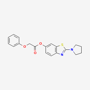 molecular formula C19H18N2O3S B2775161 2-(吡咯啉-1-基)苯并[d]噻唑-6-基 2-苯氧基乙酸酯 CAS No. 941995-35-3